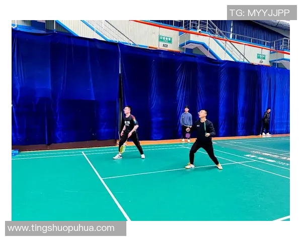 上海羽毛球队技术革新引发热议助力竞技水平提升与未来发展 上海羽毛球队技术革新引发热议助力竞技水平提升与未来发展