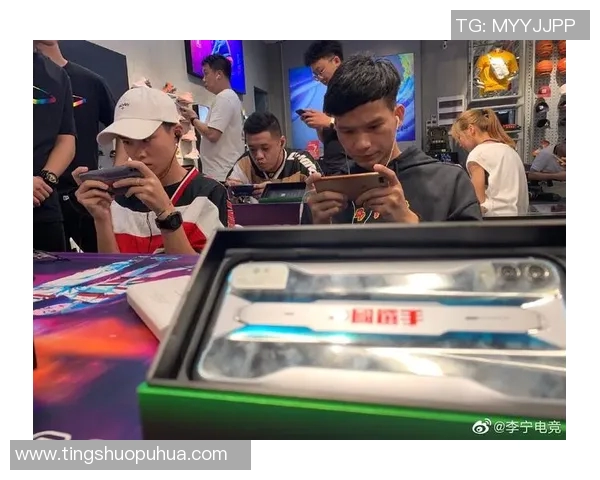 和平精英评论：深入分析LNG战队在防守与反击中的得失表现