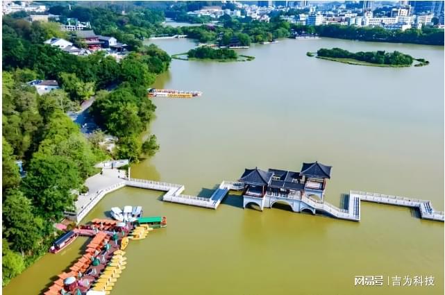 星空综合体育全站app国度5A级旅游景区-惠州西湖上线吉为科技人脸辨认一体机体系(图1)