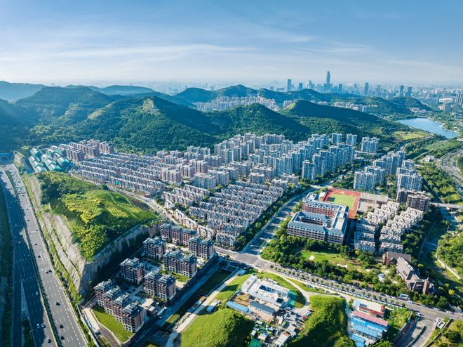 星空·体育中国综合济南历下大华启宸2024【售楼中间】户型+价钱+卖点+楼间距【(图1)